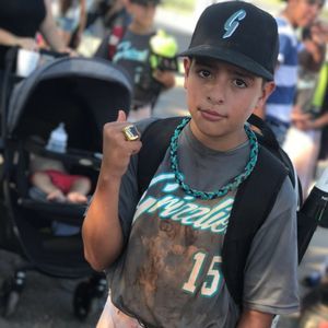 Meet your Posher, Cesar